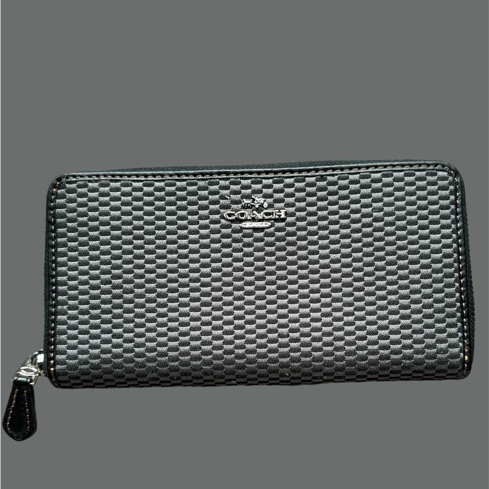 Coach Wallet Accordion - Picture 8 of 10